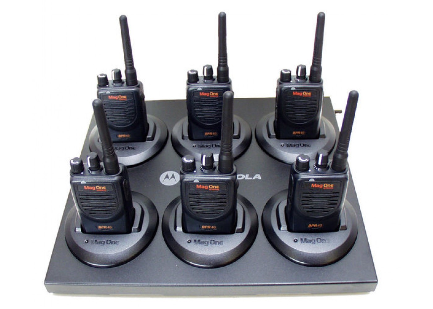 pack of BPR40 VHF 8Ch 1-4 Watt AAH84KDS8AA1AN with free six bank charger  (PMPN4184)