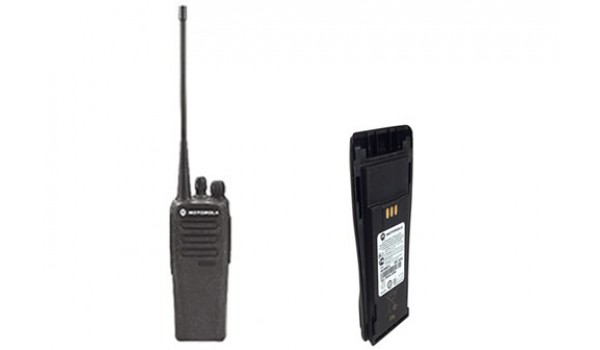 AAH01QDC9JA2AN Motorola CP200D with spare battery UHF 5 Watts Digital TRBO