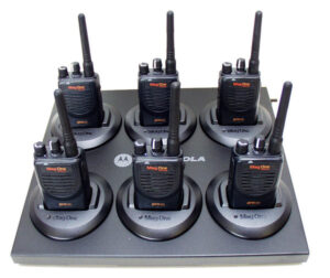 6 BPR40 UHF 8 channel two-way radio with free six bank charger (PMPN4184)