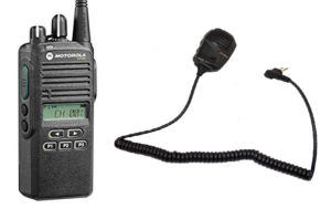 Motorola CP185 UHF Non-Display AAH03RDC4AB7AN w/ Remote Speaker Mic